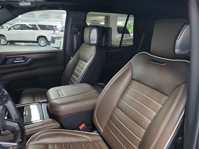 2025 GMC Yukon Denali Ultimate