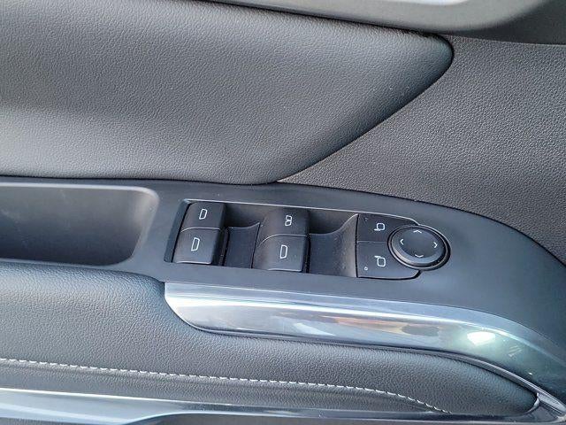 2025 Chevrolet Traverse FWD LT