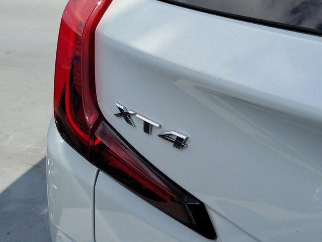 2023 Cadillac XT4 FWD Luxury