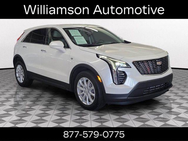 2023 Cadillac XT4 Luxury's photo