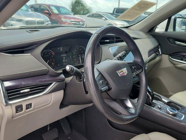2023 Cadillac XT4 FWD Luxury