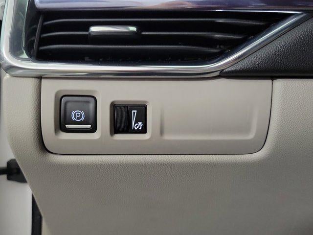 2023 Cadillac XT4 FWD Luxury