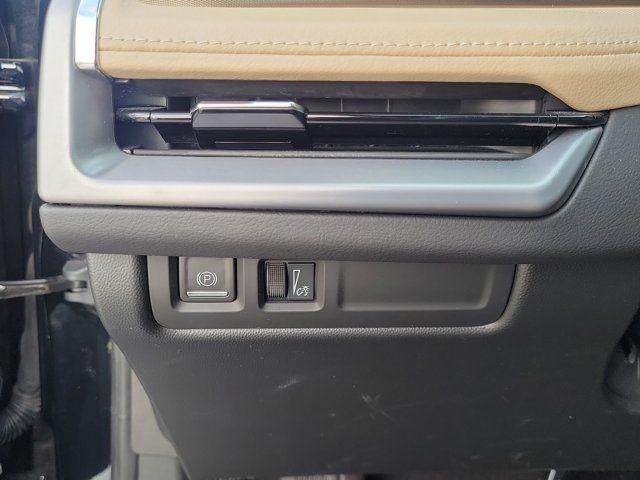 2024 Cadillac XT4 FWD Luxury