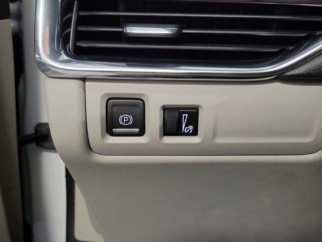 2023 Cadillac XT4 Base