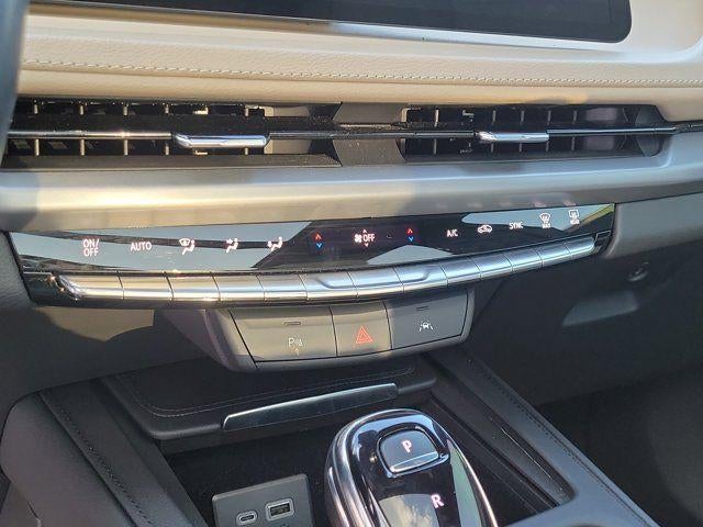 2024 Cadillac XT4 FWD Luxury