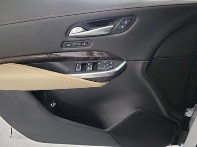 2024 Cadillac XT4 FWD Premium Luxury