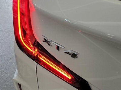 2024 Cadillac XT4 FWD Premium Luxury