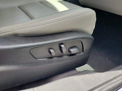 2023 Cadillac XT4 FWD Premium Luxury