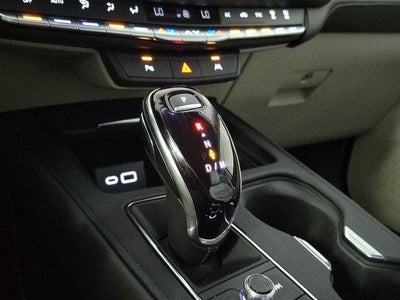 2023 Cadillac XT4 FWD Premium Luxury