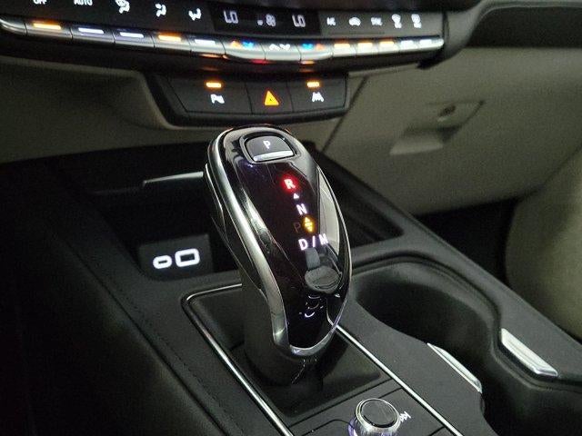2023 Cadillac XT4 FWD Premium Luxury