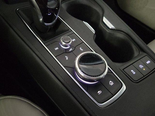 2023 Cadillac XT4 FWD Premium Luxury