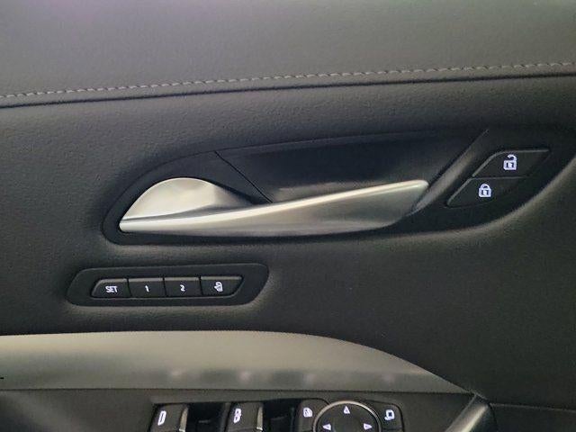 2023 Cadillac XT4 FWD Premium Luxury