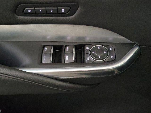 2023 Cadillac XT4 FWD Premium Luxury