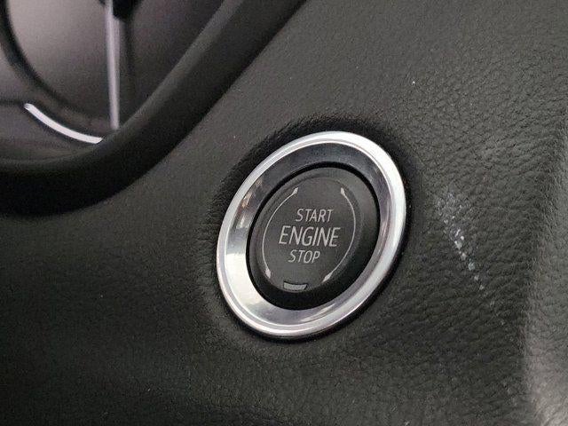 2023 Cadillac XT4 FWD Premium Luxury