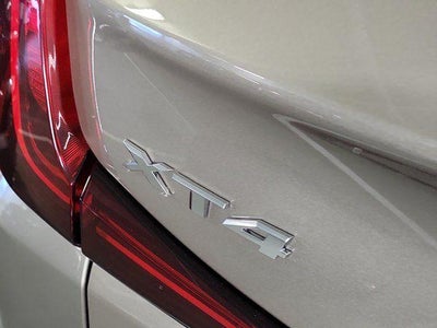 2023 Cadillac XT4 FWD Premium Luxury
