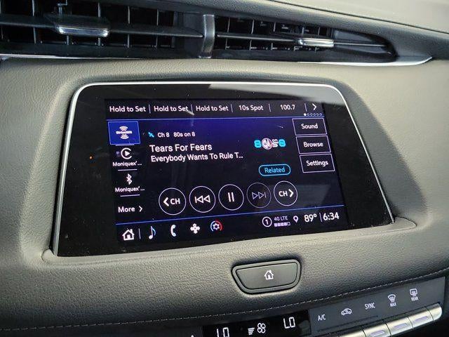 2023 Cadillac XT4 FWD Premium Luxury