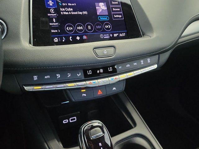 2023 Cadillac XT4 FWD Premium Luxury