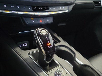 2023 Cadillac XT4 FWD Premium Luxury