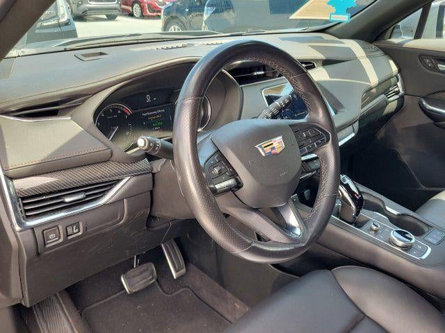 2023 Cadillac XT4 FWD Sport