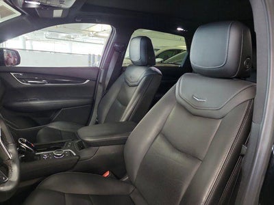 2022 Cadillac XT5 FWD Premium Luxury