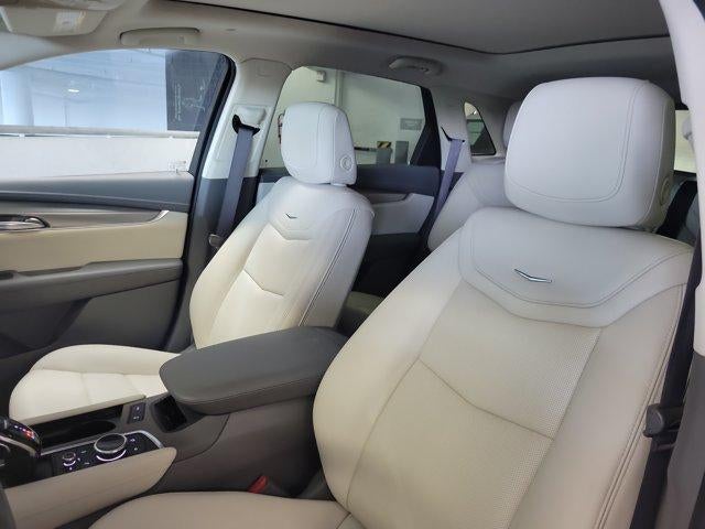 2022 Cadillac XT5 Base