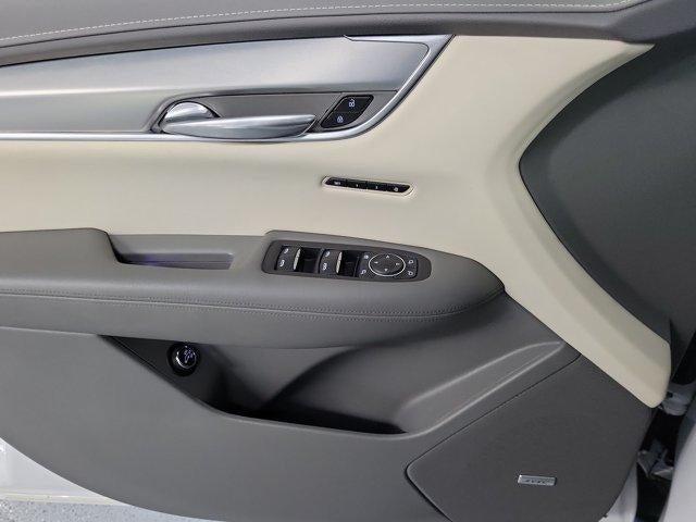 2022 Cadillac XT5 Base