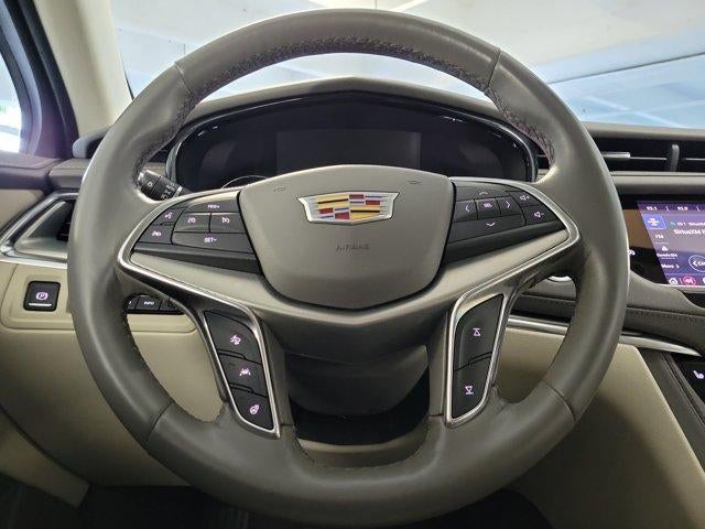 2022 Cadillac XT5 Base