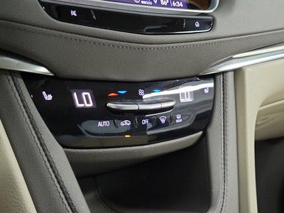 2022 Cadillac XT5 Base