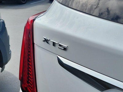 2024 Cadillac XT5 FWD Premium Luxury