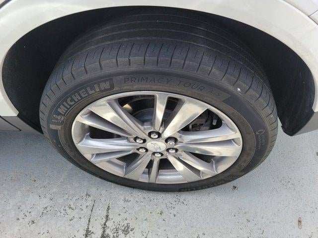 2023 Cadillac XT5 FWD Premium Luxury