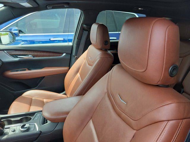 2023 Cadillac XT5 FWD Premium Luxury