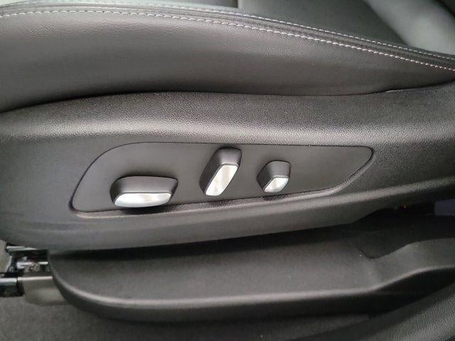 2023 Cadillac XT6 FWD Premium Luxury