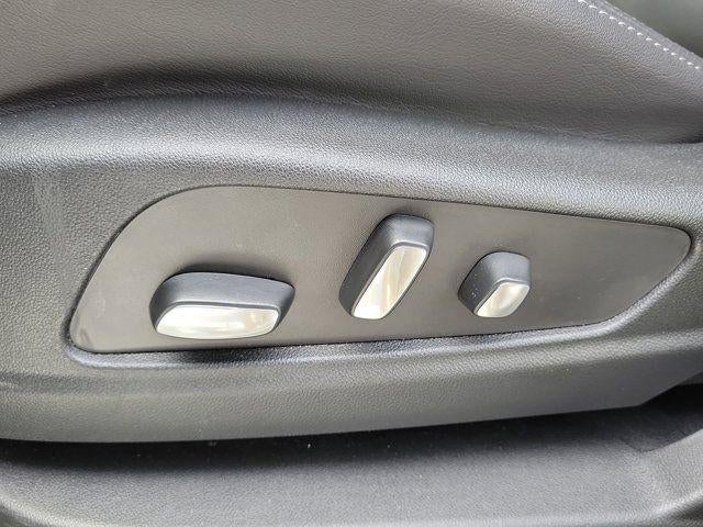 2023 Cadillac XT6 FWD Premium Luxury