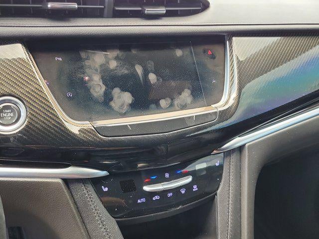 2022 Cadillac XT6 Sport