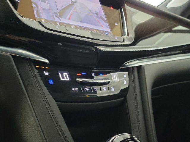 2023 Cadillac XT6 AWD Sport