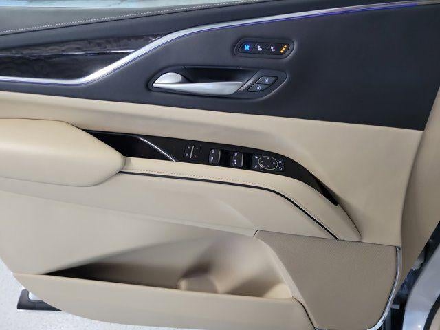 2024 Cadillac Escalade ESV 4WD Premium Luxury