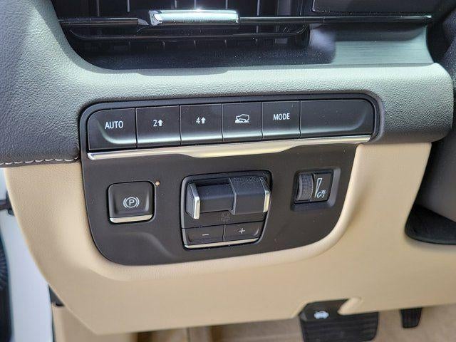 2024 Cadillac Escalade ESV 4WD Premium Luxury