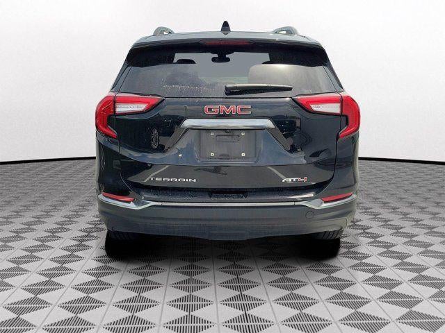2022 GMC Terrain AT4