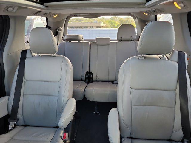 2018 Toyota Sienna L