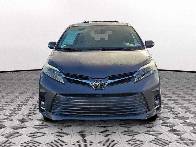 2018 Toyota Sienna L