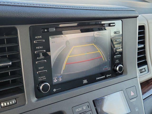 2018 Toyota Sienna L