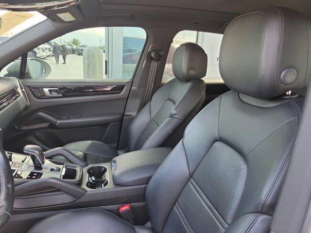 2020 Porsche Cayenne Base