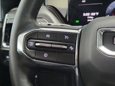 2025 GMC Yukon Elevation