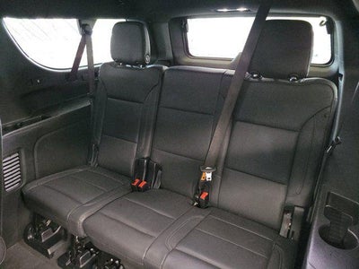 2025 Chevrolet Suburban LT