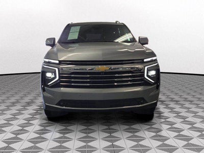 2025 Chevrolet Suburban LT