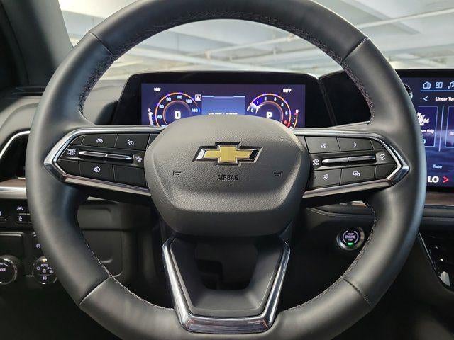 2025 Chevrolet Suburban LT