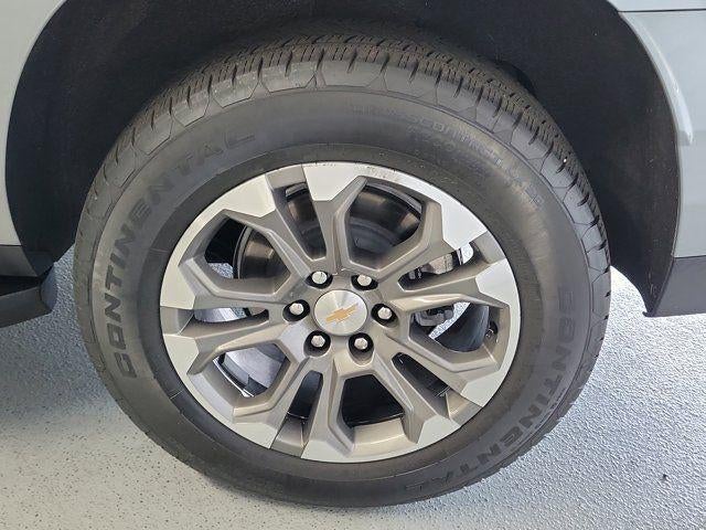 2025 Chevrolet Suburban LT