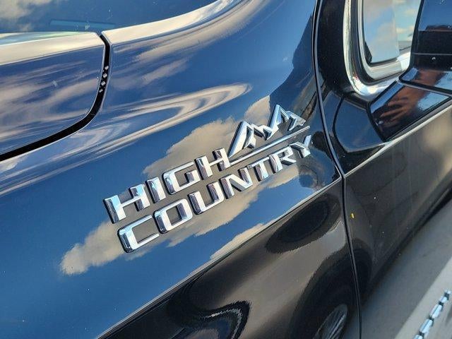 2024 Chevrolet Suburban High Country