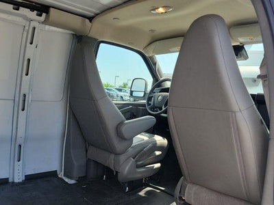 2025 GMC Savana Cargo Base