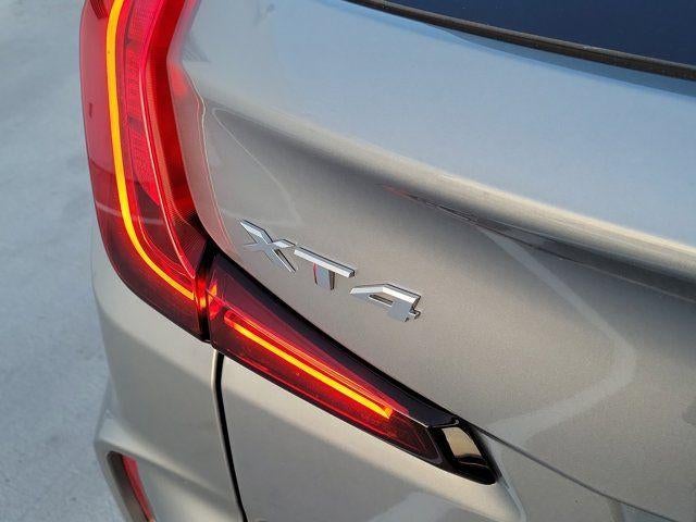 2024 Cadillac XT4 FWD Luxury